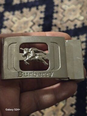 Burberry Silver Tone Men’s Horse Motif Belt Buckle